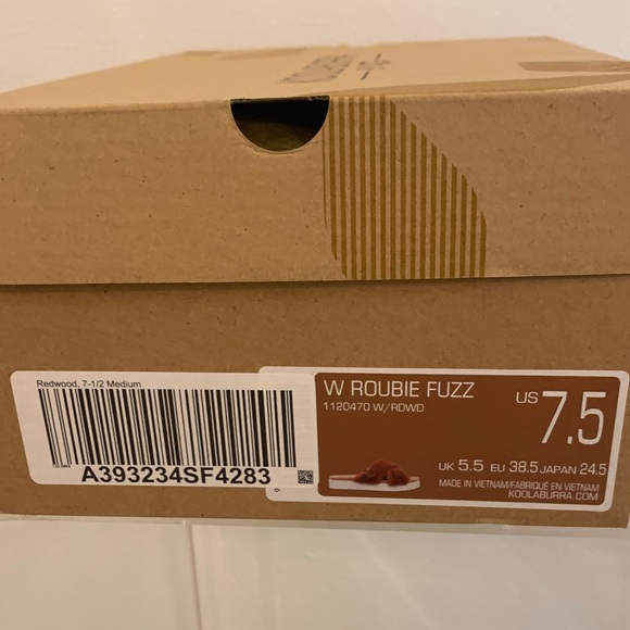 Koolaburra by UGG Pink Fluffy Slippers - Picture 2 of 9